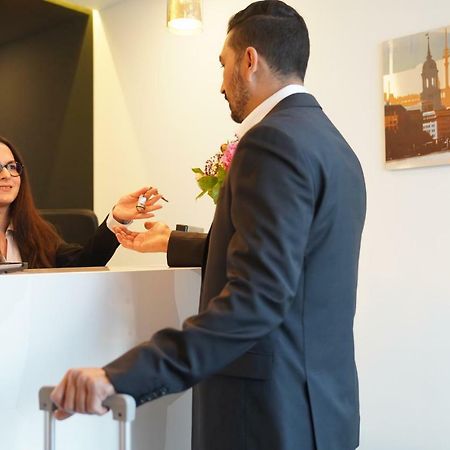 Hotel Dias Pinneberg Eksteriør billede