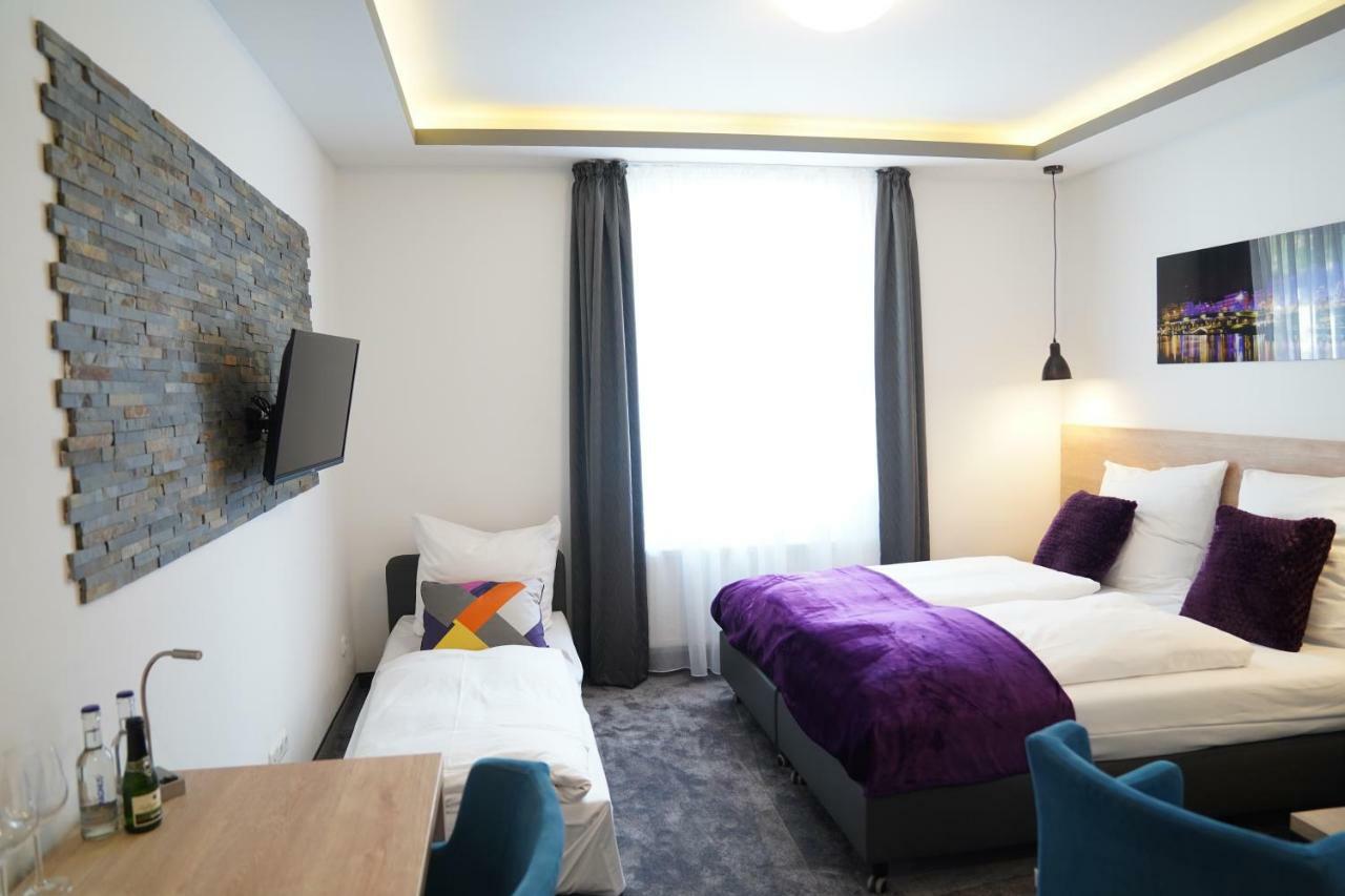 Hotel Dias Pinneberg Eksteriør billede